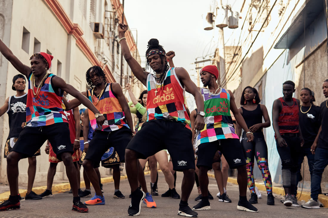 Danseurs de dancehall en mouvement, steps et courants jamaïcains